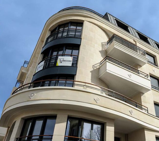 VILLA TRE?VI